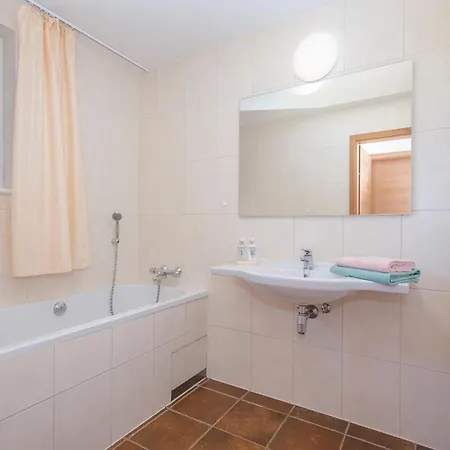 Classic Style Near River Moselle بيت للعطل *
