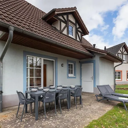 بيت للعطل Classic Style Near River Moselle *
